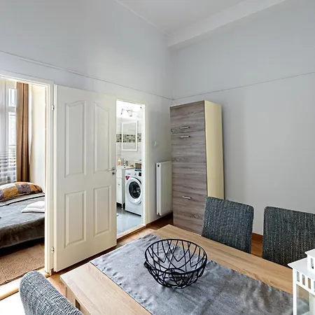 Apartment Relaxing Feeling In Nice Area