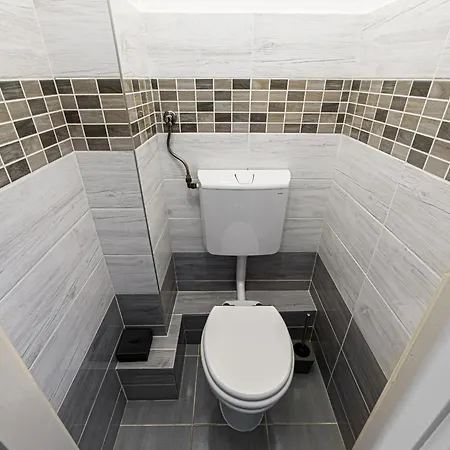 Relaxing Feeling In Area Apartment *