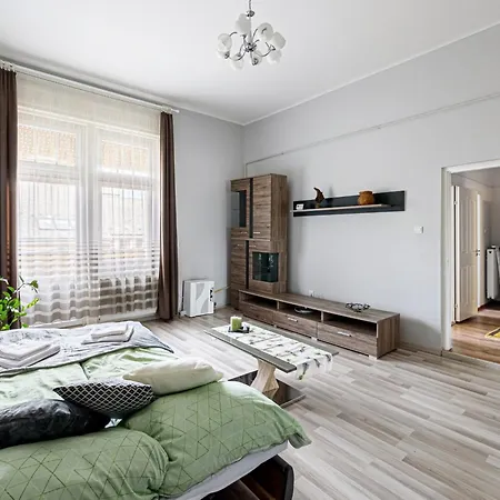 Relaxing Feeling In Area Budapest